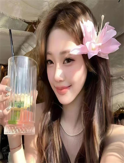 日本台湾韩国三级在线播放_千金归来全集50集免费观看_三A级片免费观看春光乍泄